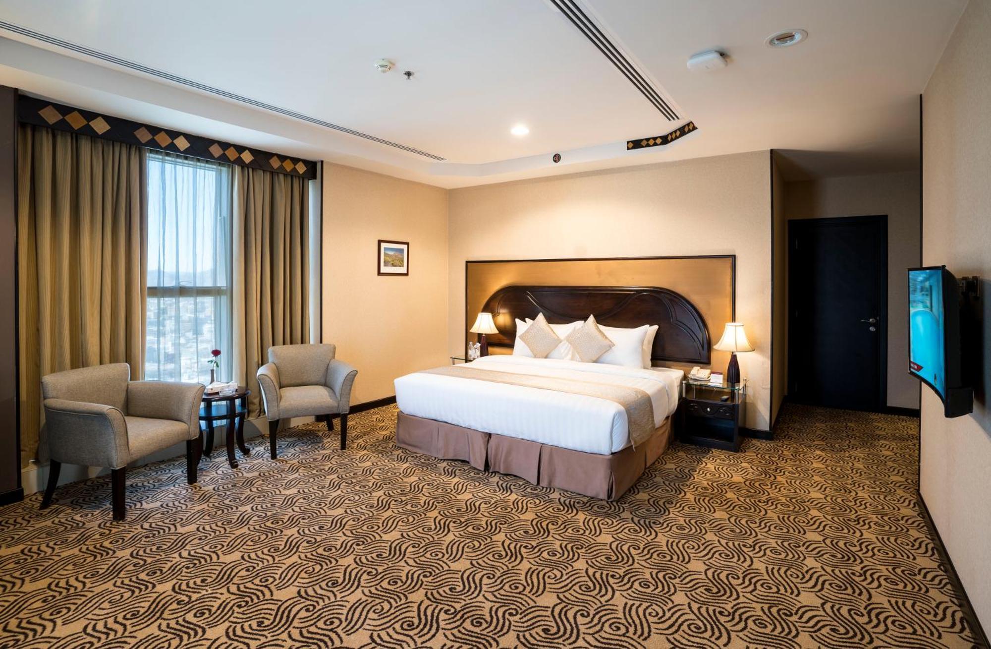 Awaliv International Hotel Ta'if Kamer foto Deluxe Suite